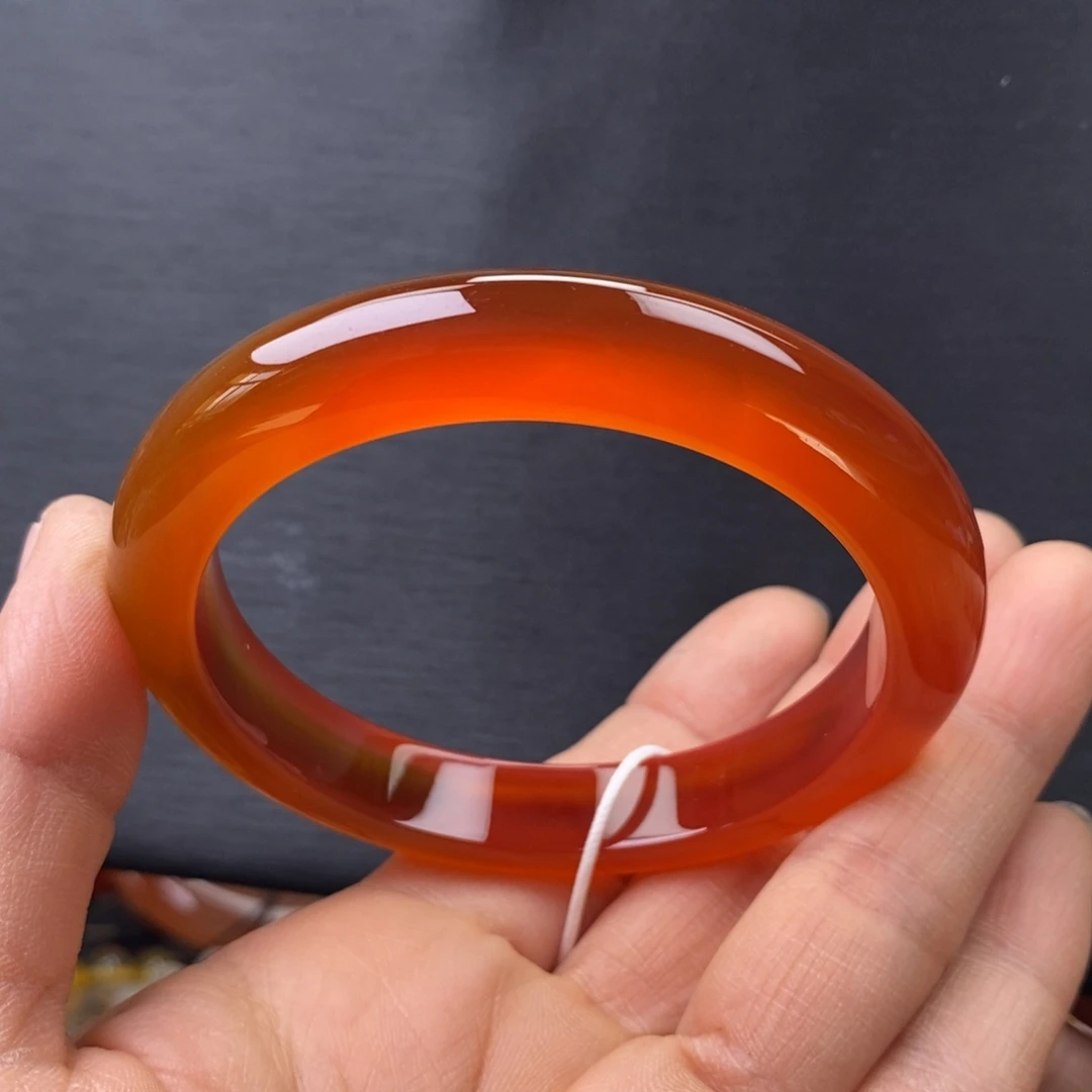 玛瑙/玉髓未镶嵌手镯60.5圈