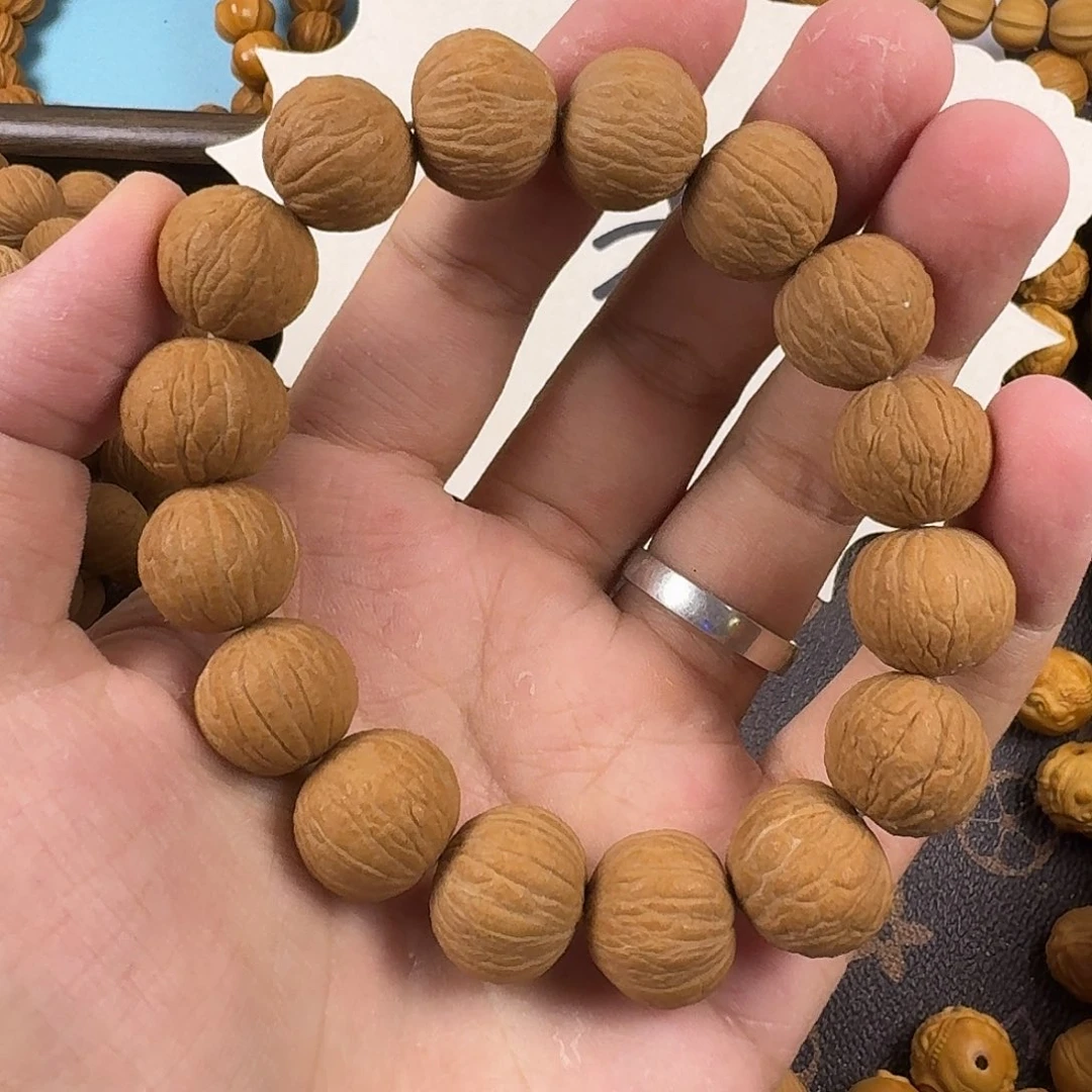 猴头核桃手串全品凤羽