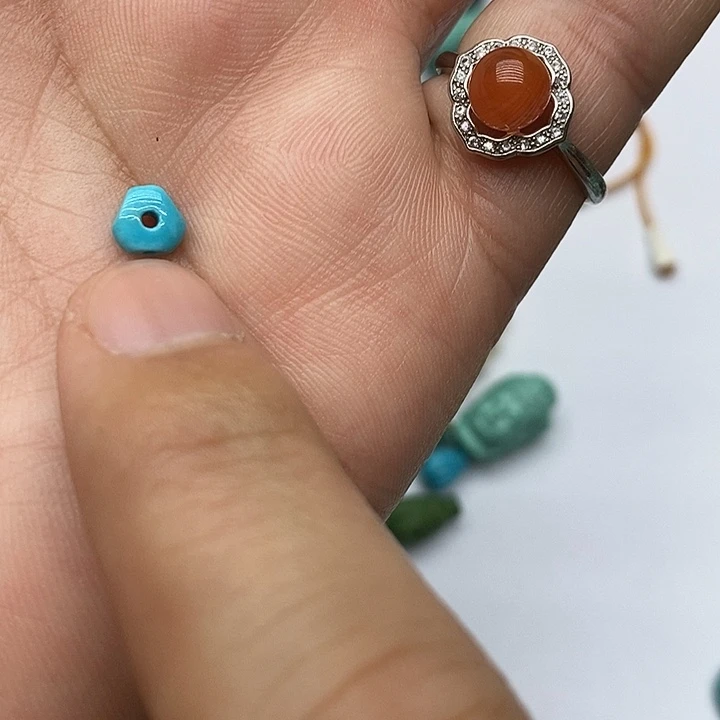 南红玛瑙未镶嵌珠宝奇石