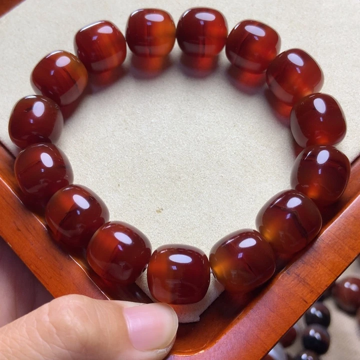 玛瑙/玉髓手串未镶嵌红肉微刺景老型珠