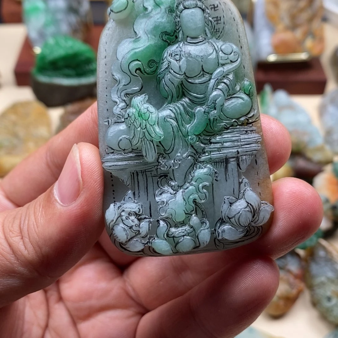 定制翡翠未镶嵌江**人观音