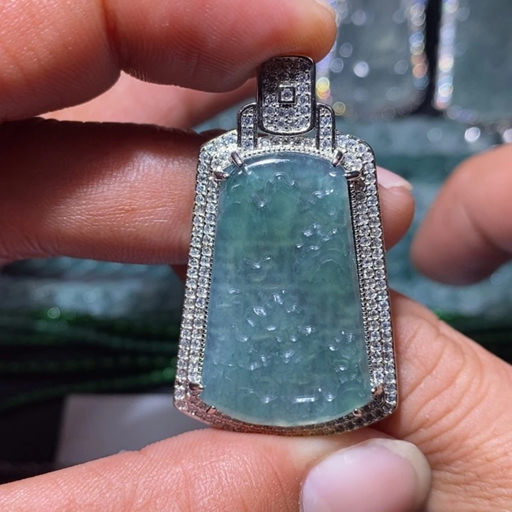 翡翠未镶嵌颈饰天然翡翠