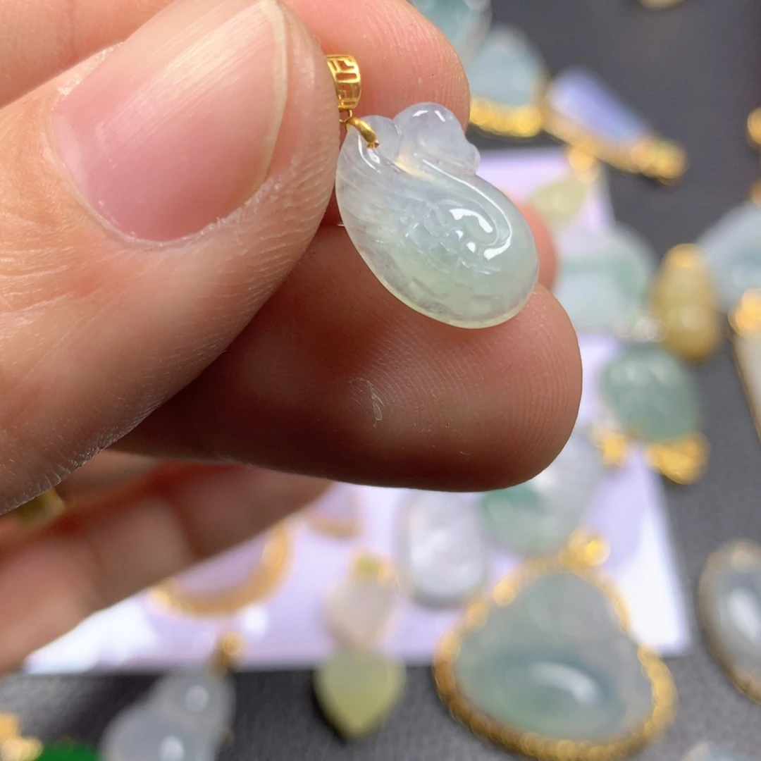 【闪购商品】翡翠颈饰18K金镶嵌翡翠