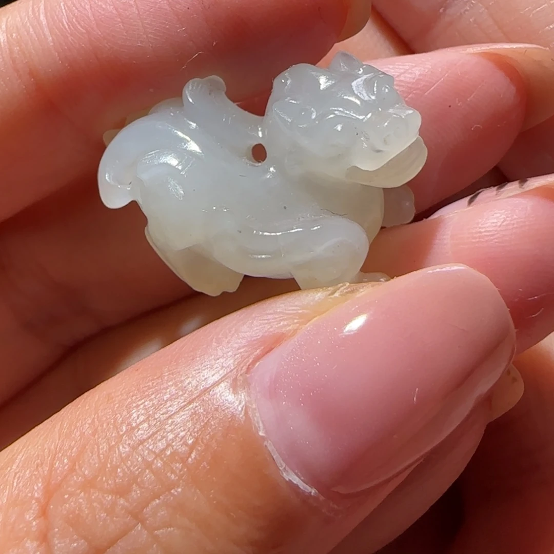 人***心未镶嵌和田玉挂件