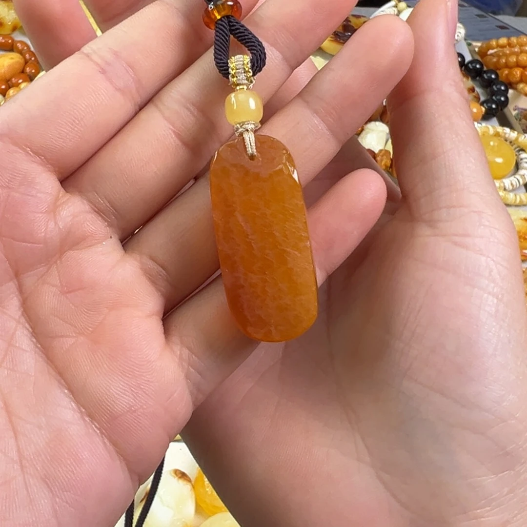 蜜蜡裸石未镶嵌蜜蜡