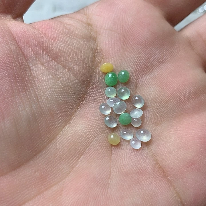 定制翡翠未镶嵌戒指