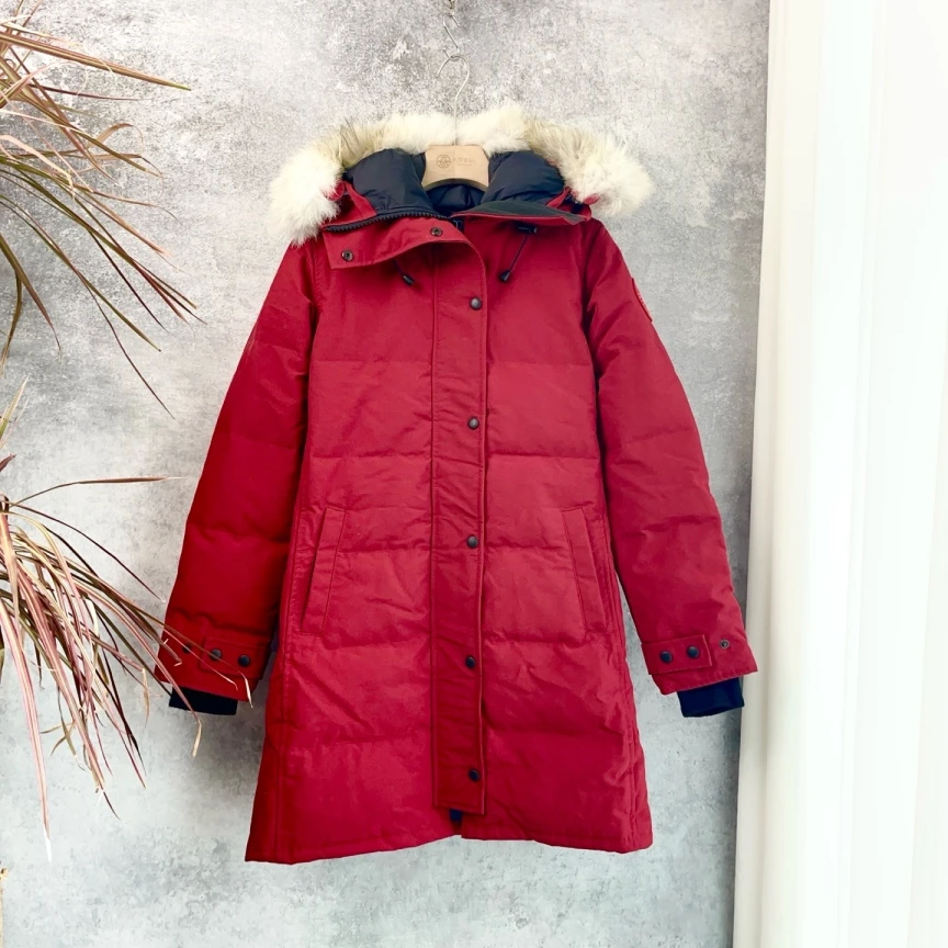 99新 CANADA GOOSE  红色毛领连帽中长款长袖羽绒服/S/P码 /8151