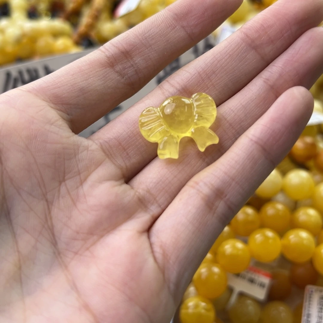 琥珀珠宝奇石未镶嵌