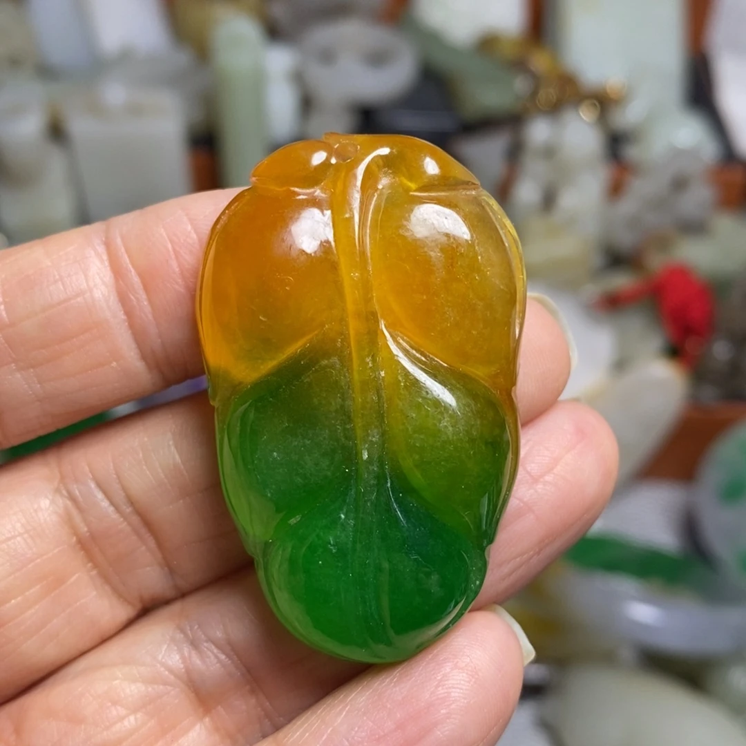和田玉（糖玉）未镶嵌颈饰