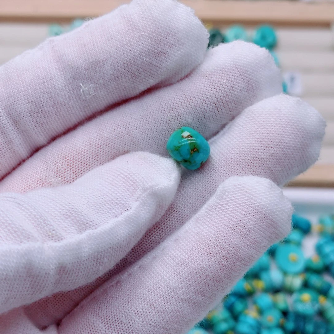 绿松石未镶嵌绿松石