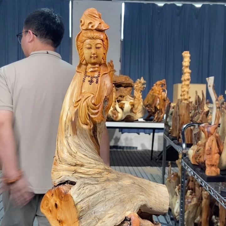 柏木（崖柏）随型摆件