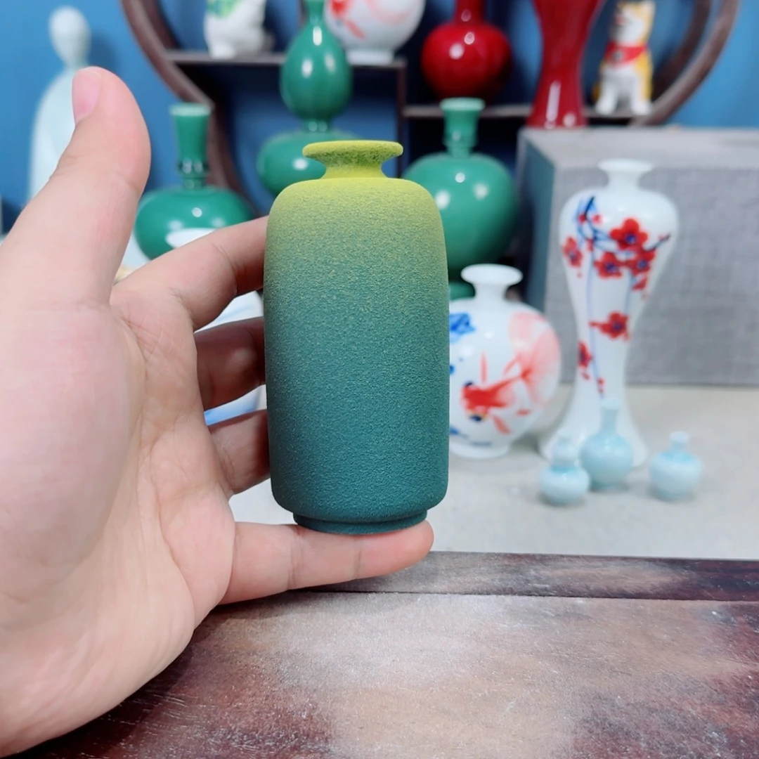 陶瓷手工小花器摆件