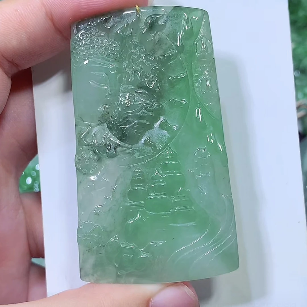 缅甸天然A货翡翠飘绿一念之间佛牌吊坠
