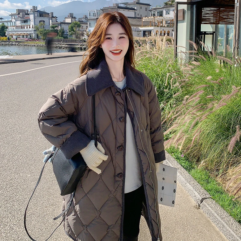 灯芯绒拼接菱格中长款羽绒服女冬季新款灰色加厚白鸭绒外套