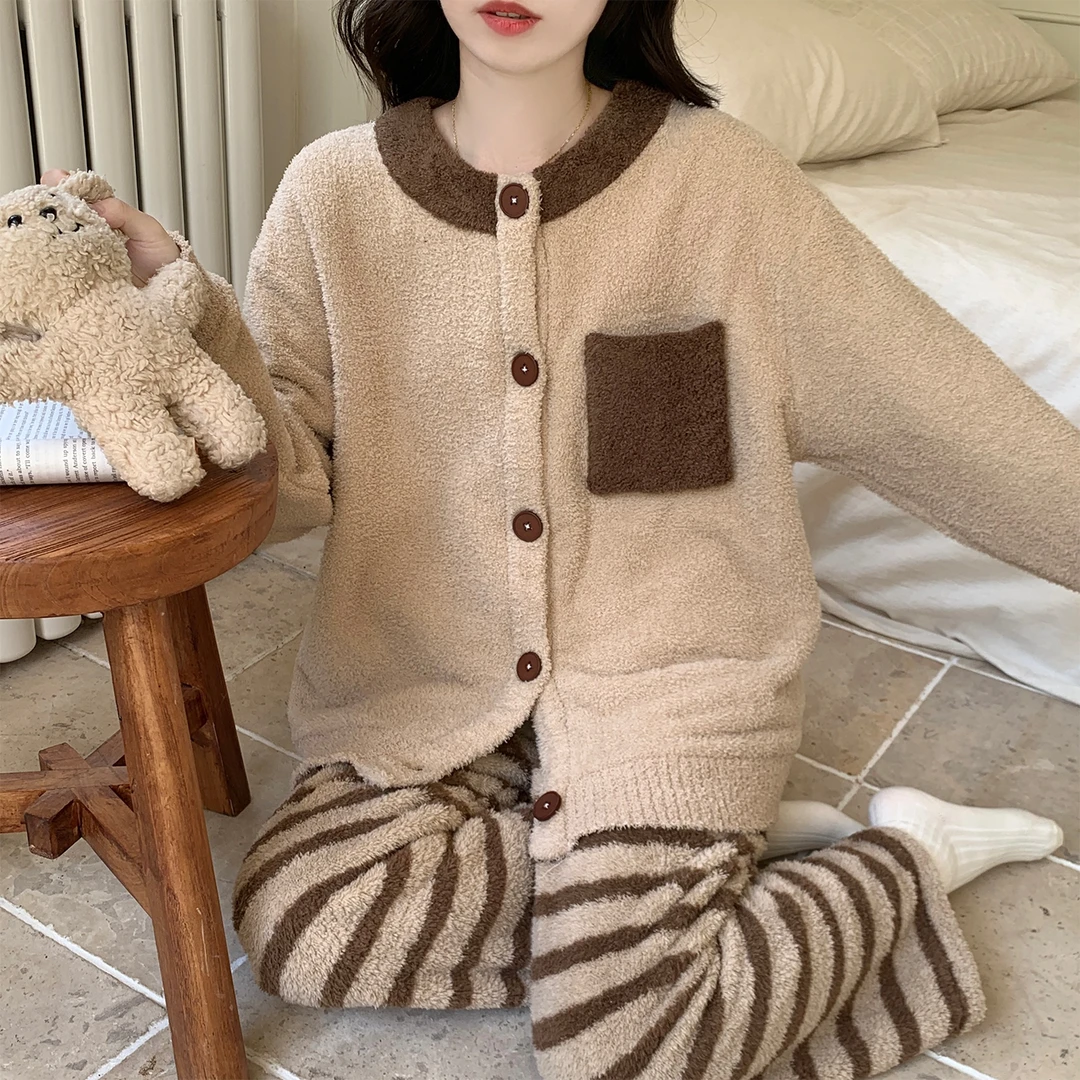 半边绒保暖秋冬季睡衣女款爆款2025新款珊瑚绒简约加厚家居服套装