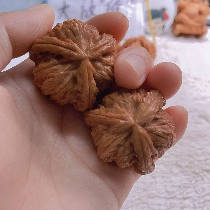 吊坠文玩核桃三棱