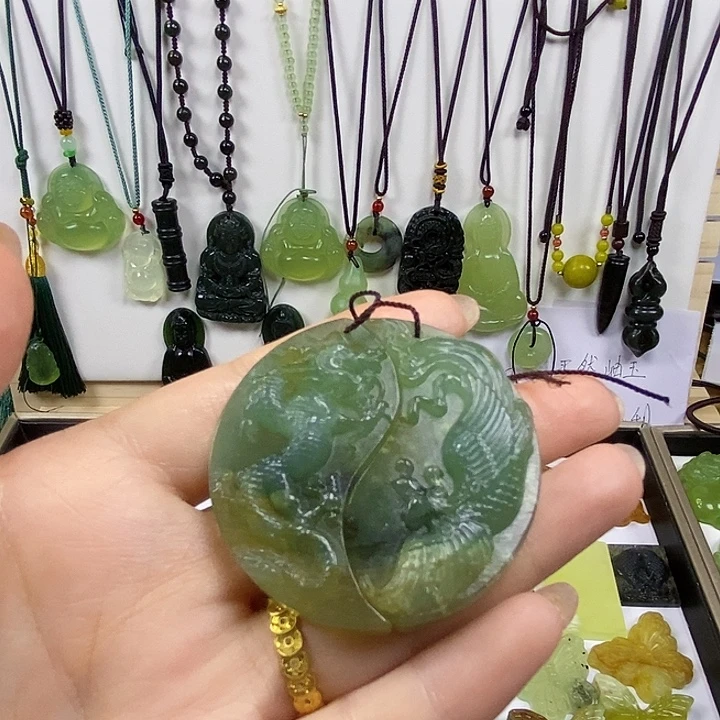 蛇纹石玉合金颈饰3