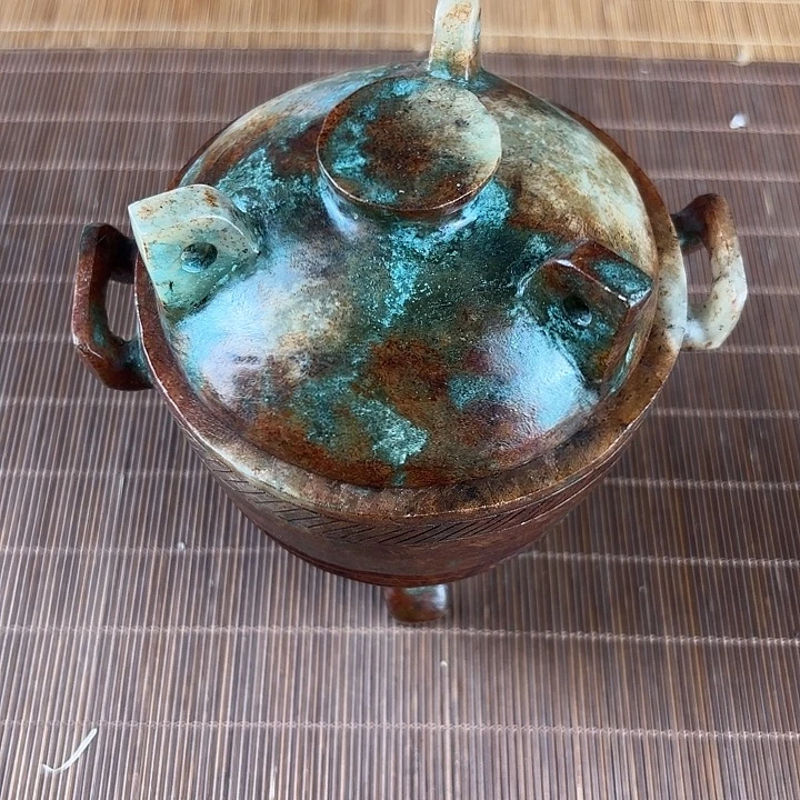 森***阔未镶嵌和田玉挂件