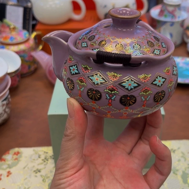 花花绿绿地在我心里
