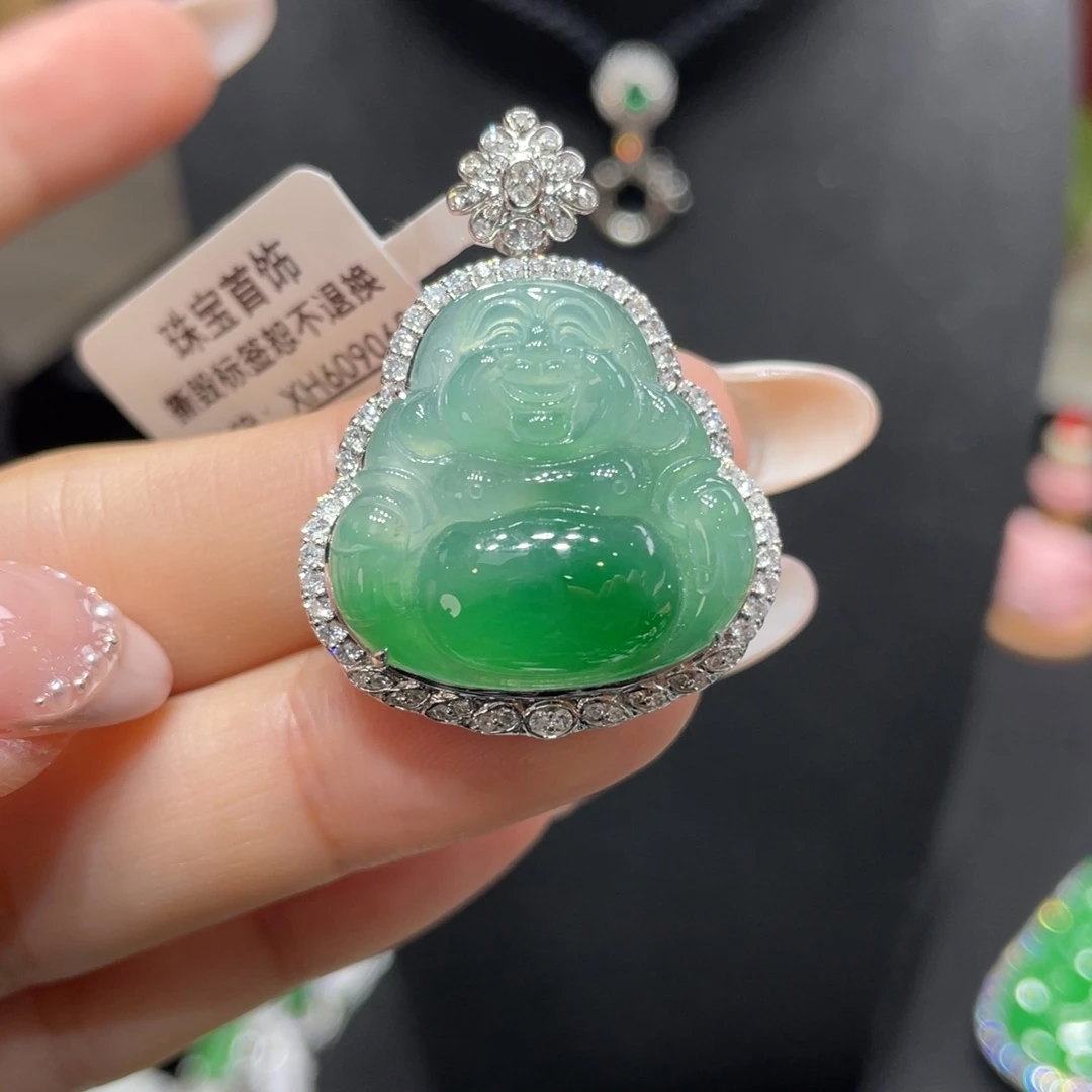 翡翠颈饰18K金镶嵌天然缅甸翡翠a货