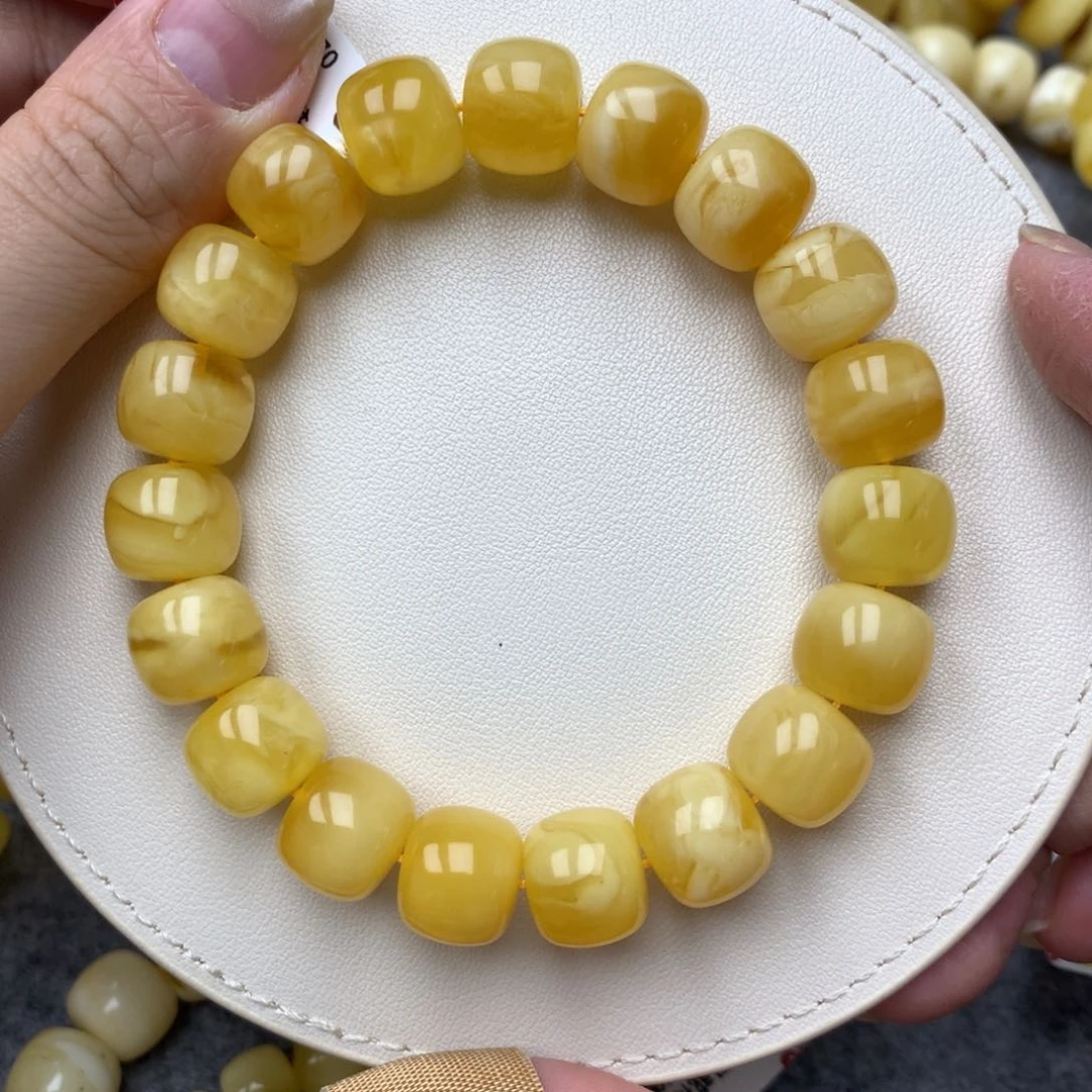 琥珀未镶嵌珠宝奇石128