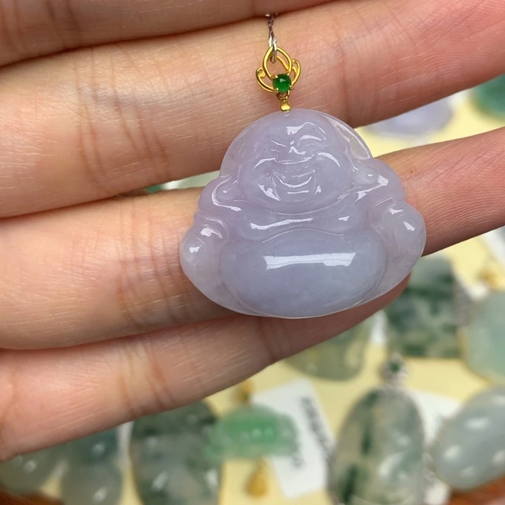 颈饰18K金镶嵌翡翠