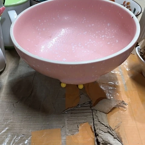 微瑕，不能明火，口径23厘米，猪盖