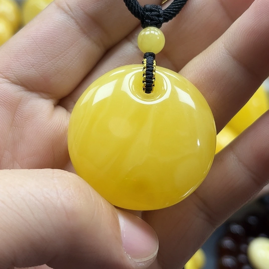 蜜蜡未镶嵌珠宝奇石