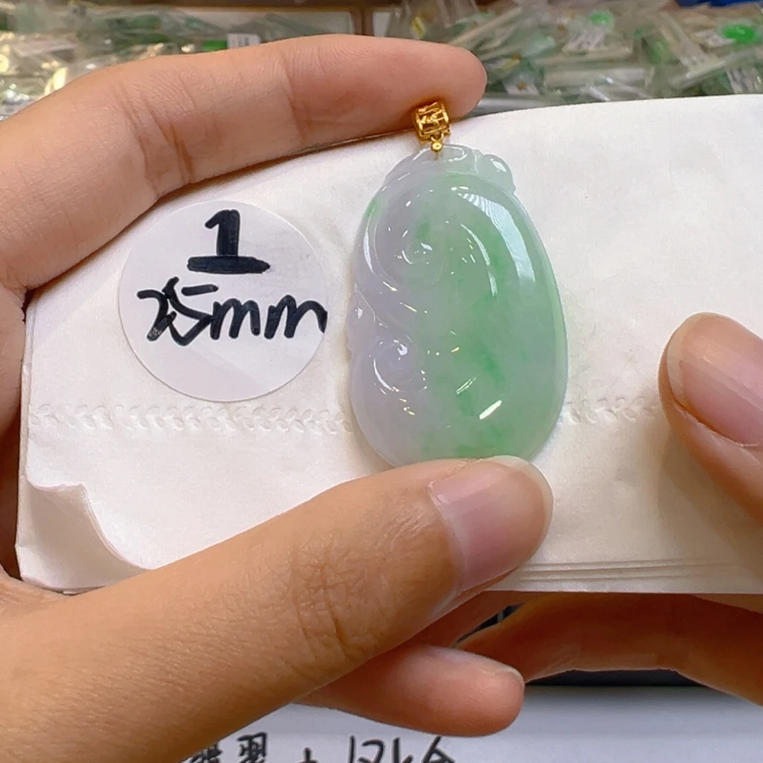 吊坠(不含链)18K金镶嵌翡翠