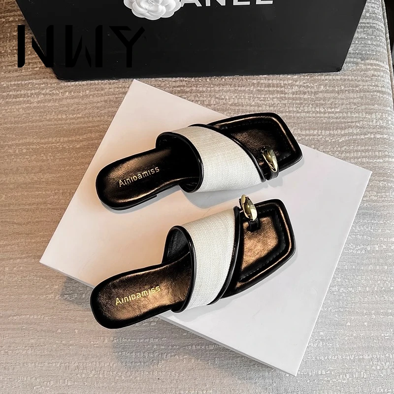 法式时尚撞色平底一字带凉拖鞋女夏外穿海边沙滩大码度假女鞋新款