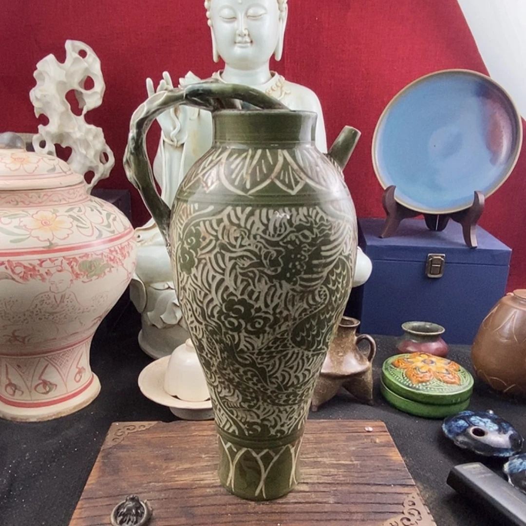 瓷片定窑的一个赤龙壶