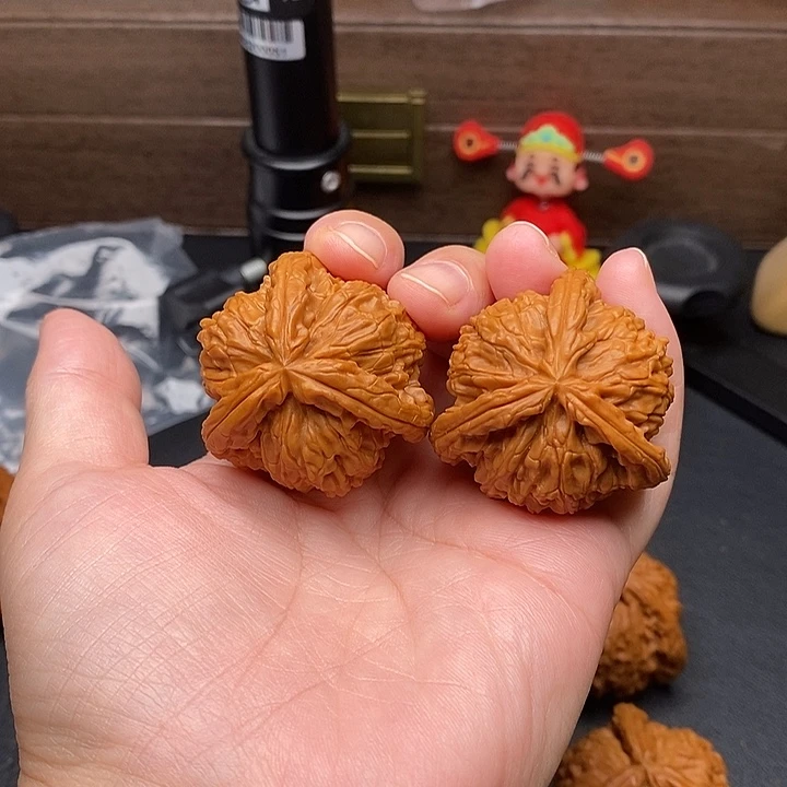 顺***然把件文玩核桃白奔