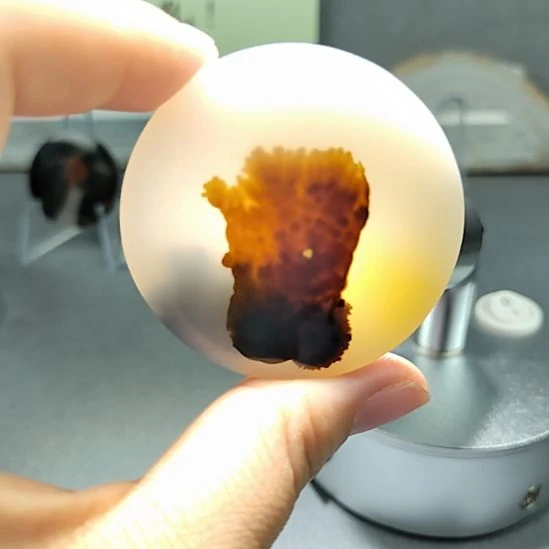 玛瑙/玉髓未镶嵌吊坠挂牌百财