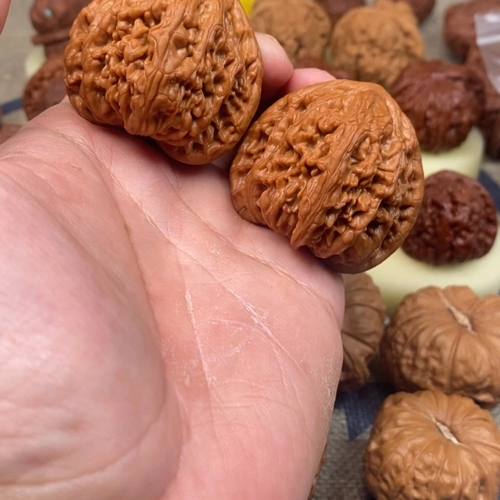 文玩核桃把件付***爹核桃