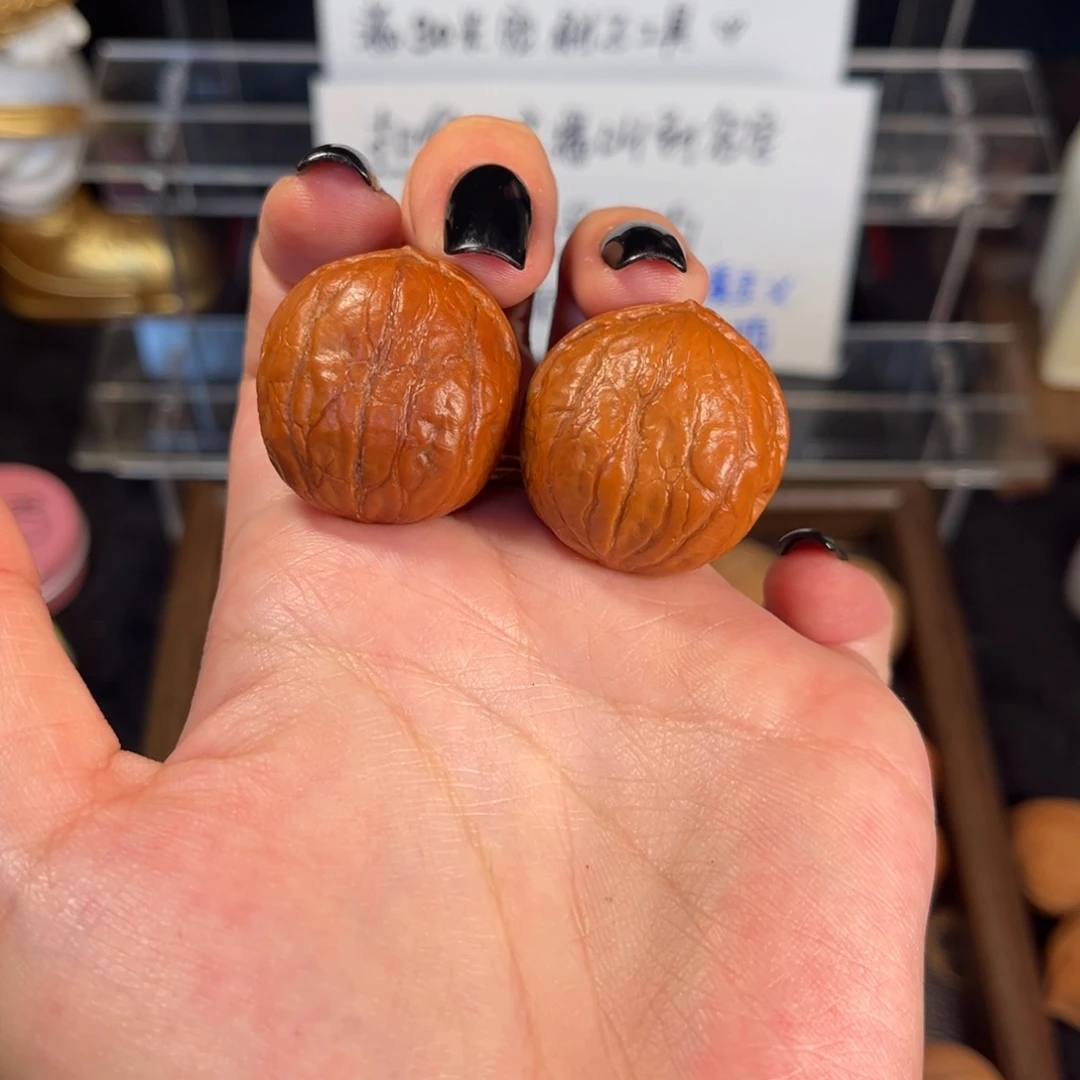 把件文玩核桃28尺野生红皮小手捻高货-有反油介意勿拍