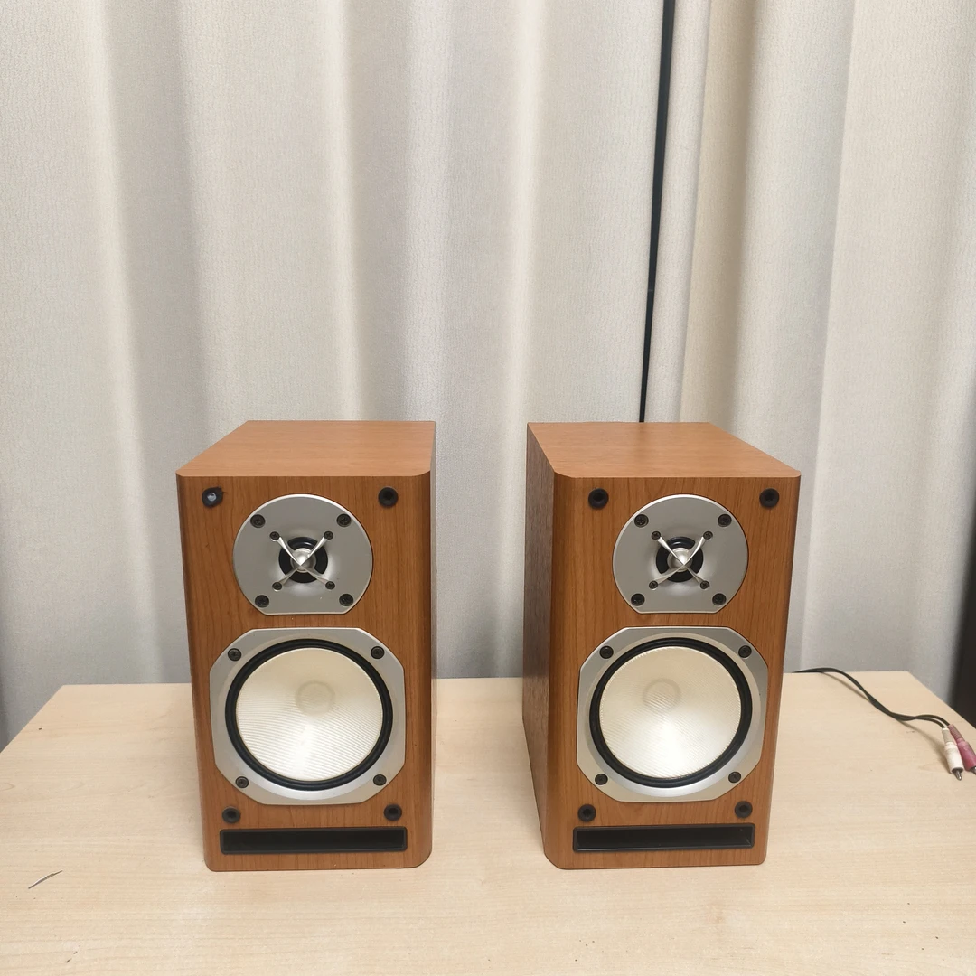 安桥书架音箱一对，不包邮运费到付，不支持退换