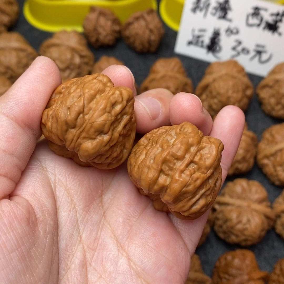 文玩核桃把件“****”蛤蟆31