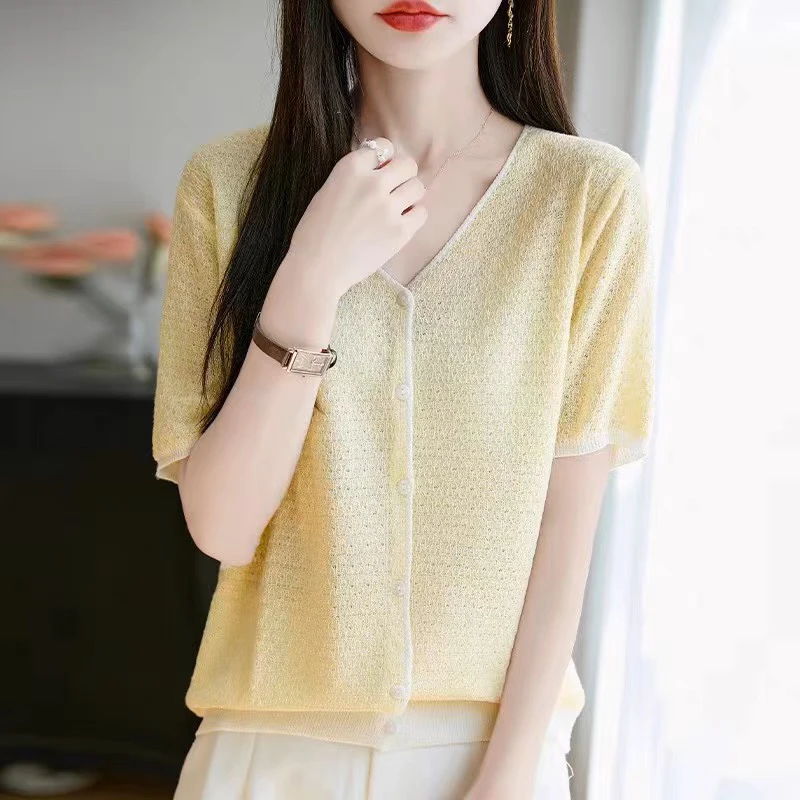 2025年夏季新款精纺羊毛领针织开衫短袖镂空拼色小香风宽松上衣