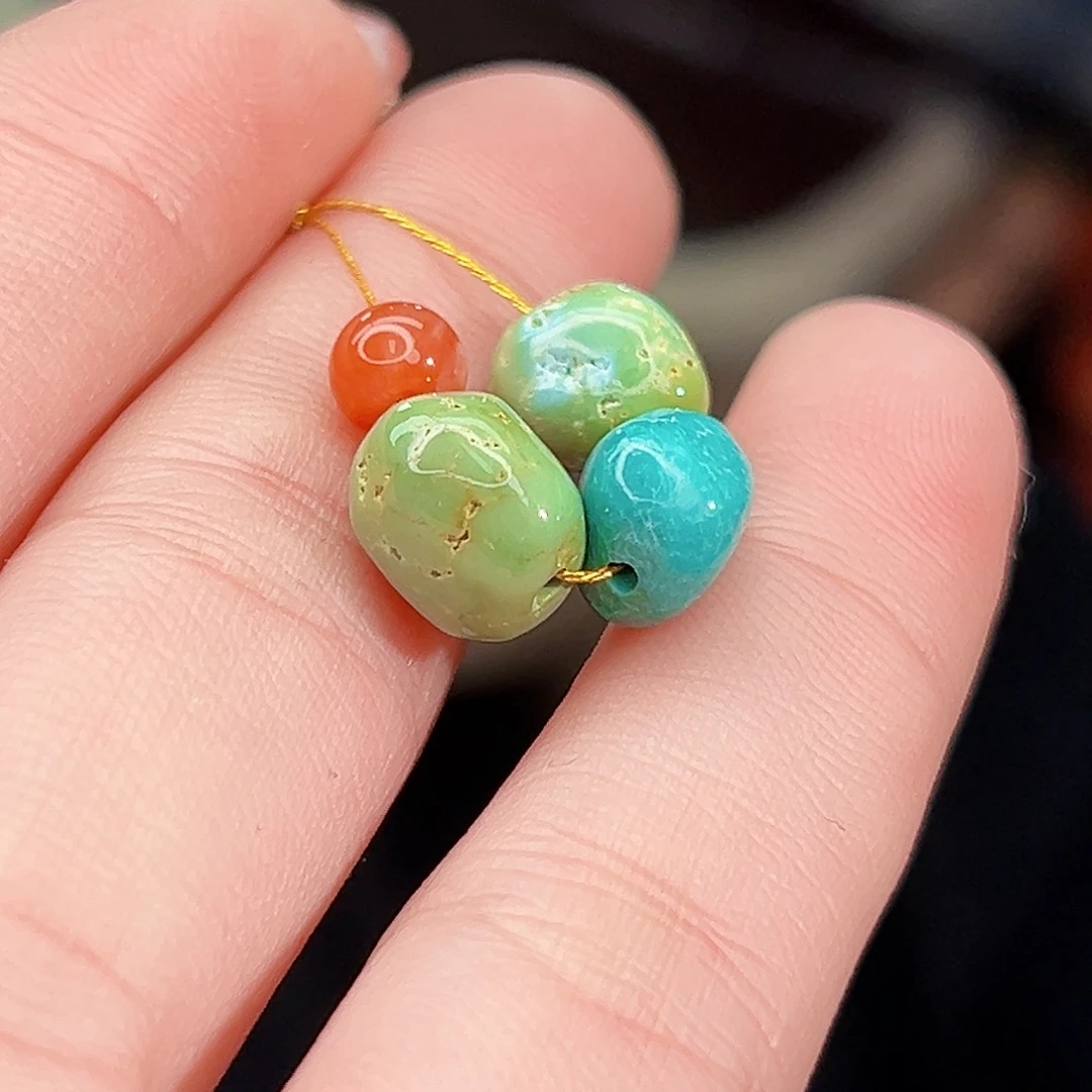 南红玛瑙未镶嵌珠宝奇石