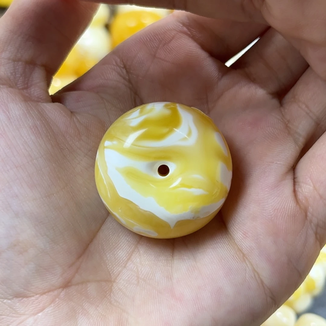 手串琥珀未镶嵌扣子