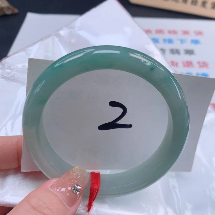 翡翠手镯未镶嵌缅甸天然A货翡翠