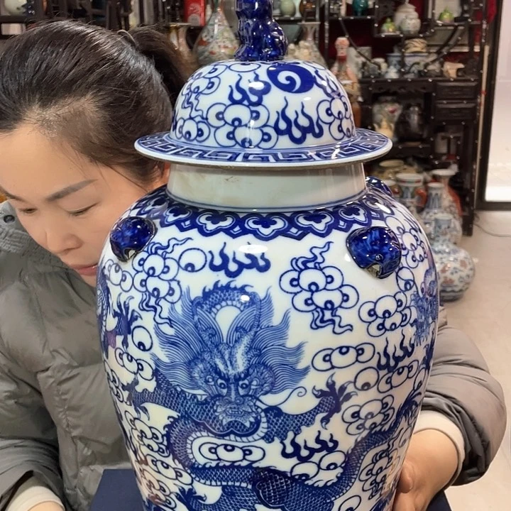 摆件春**實瓷器的时候就像