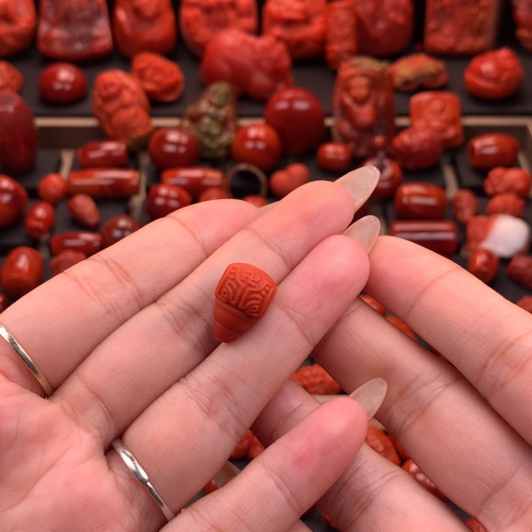 南红玛瑙南红川料精工雕刻回纹三通11mm未镶嵌