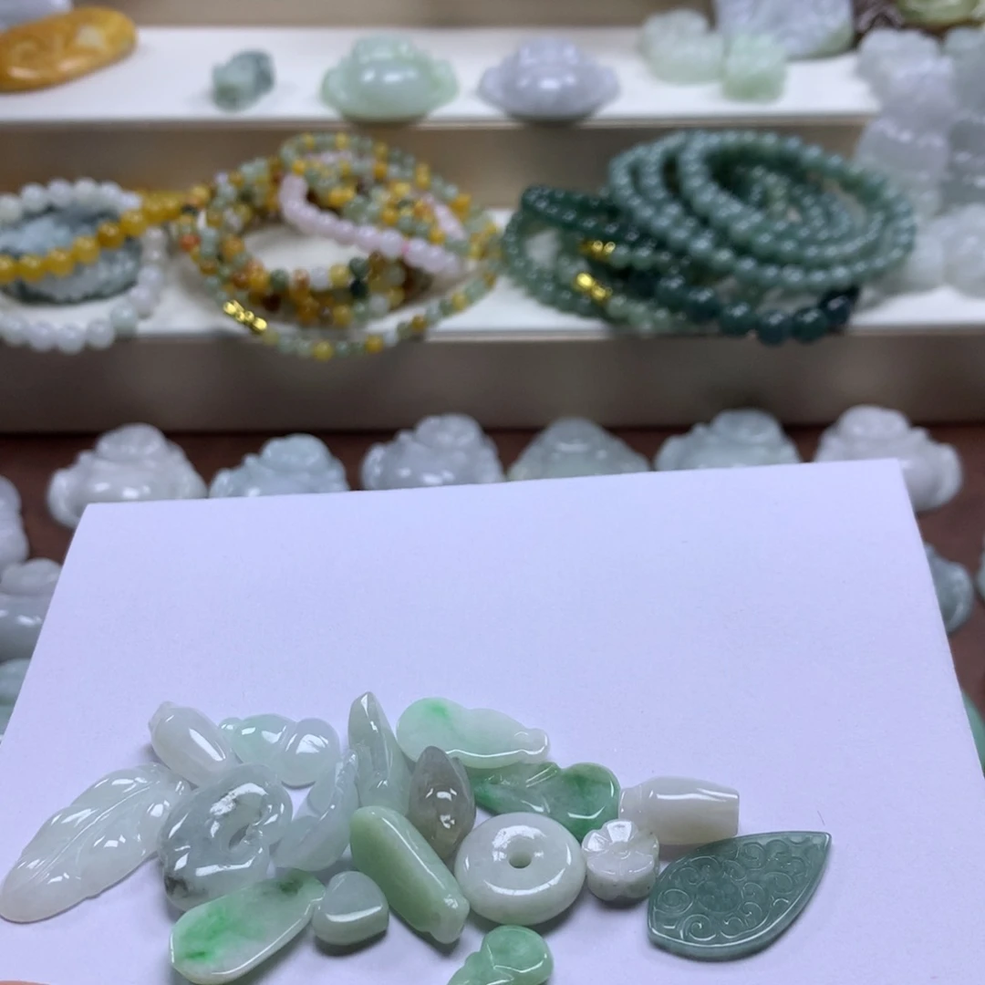 颈饰未镶嵌翡翠缅甸A货翡翠