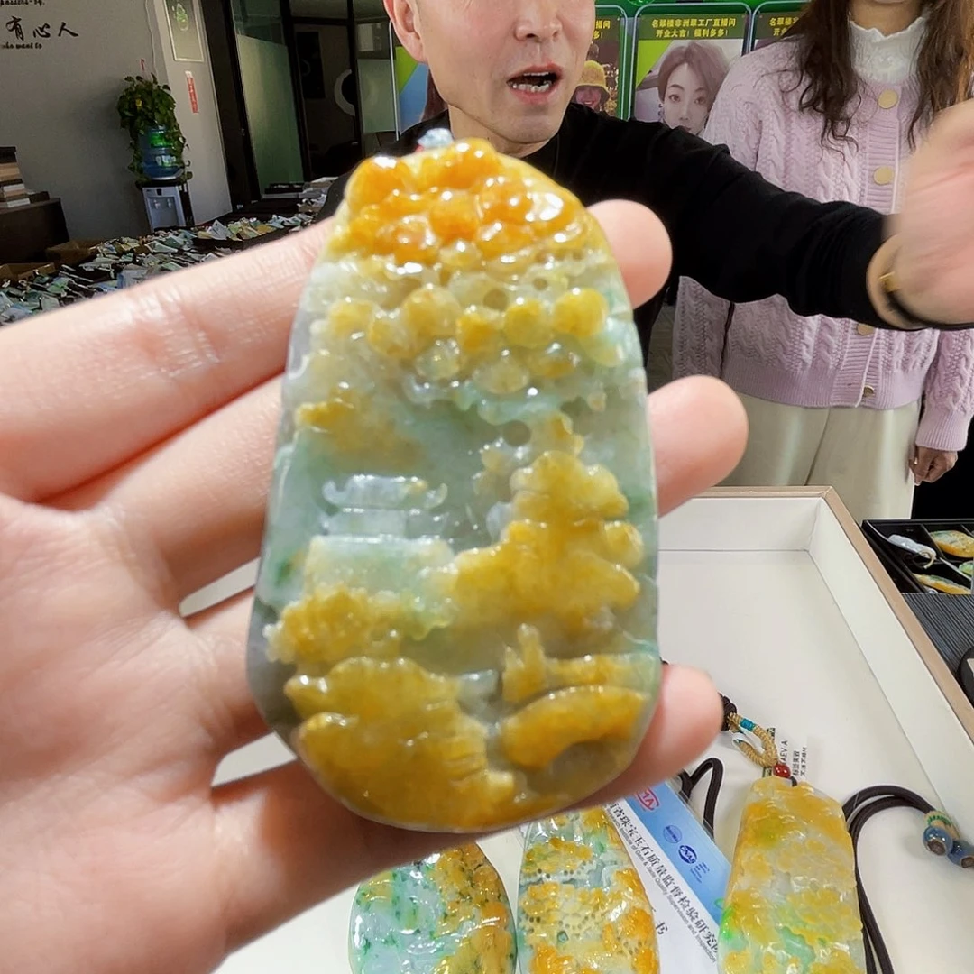 颈饰未镶嵌翡翠翡翠