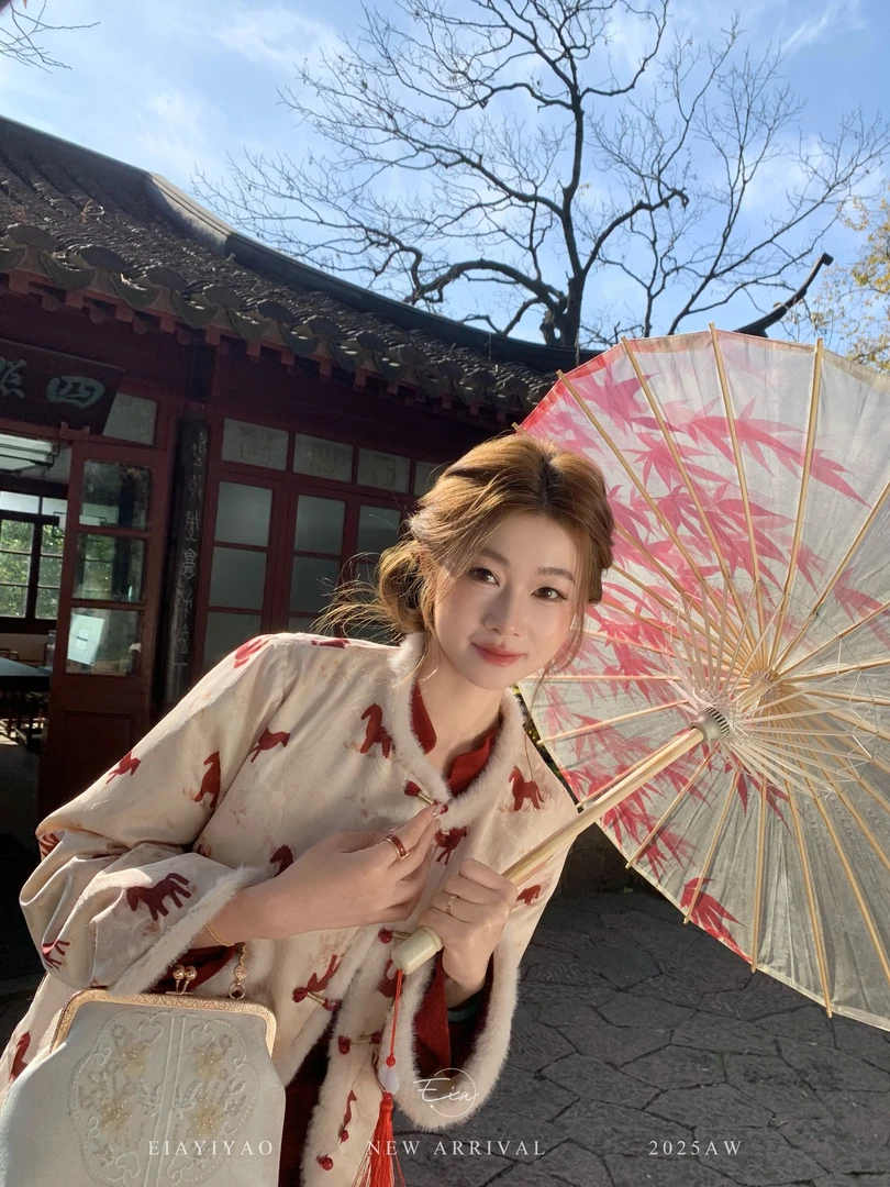 EIA一尧新中式国风【马上来财】90白鸭绒羽绒服保暖冬马年晕染外套