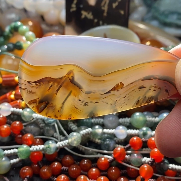 【闪购商品】玛瑙/玉髓颈饰未镶嵌清**扇