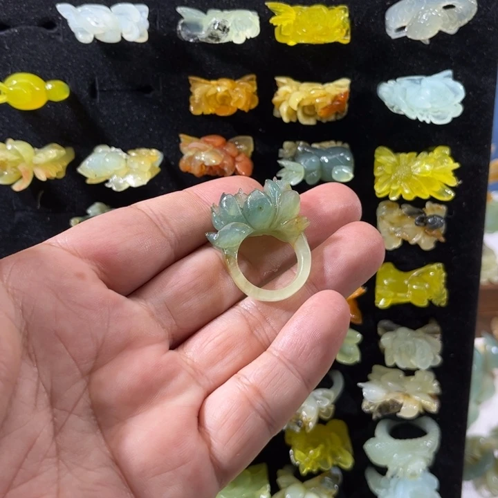 居***安蛇纹石玉合金戒指