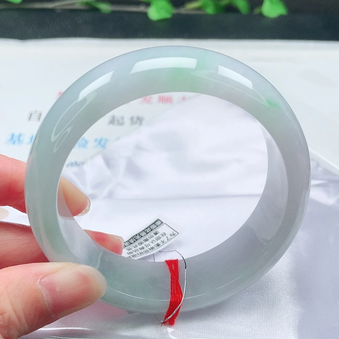 翡翠未镶嵌手镯58圈