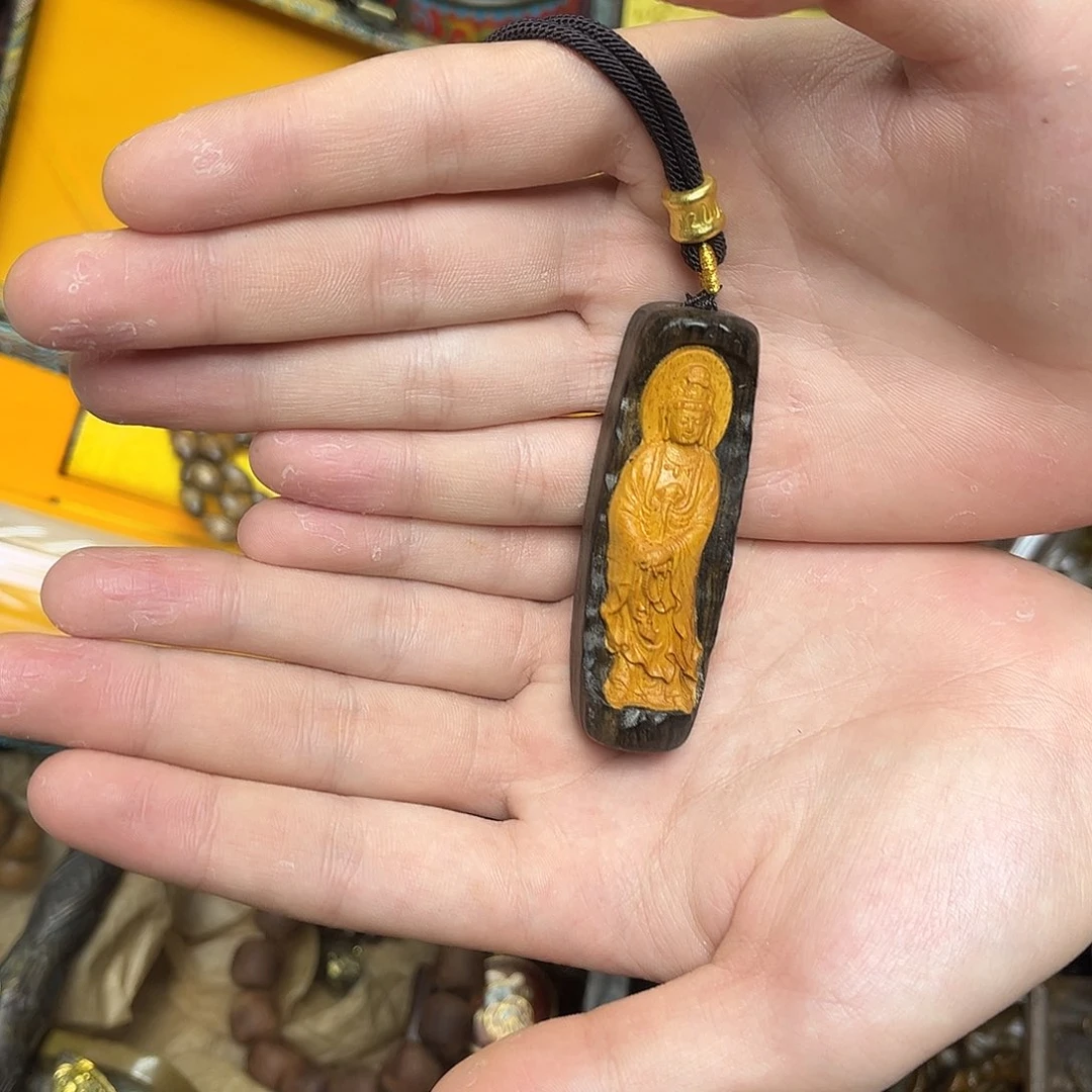 大叶紫檀（黑酸枝木类）